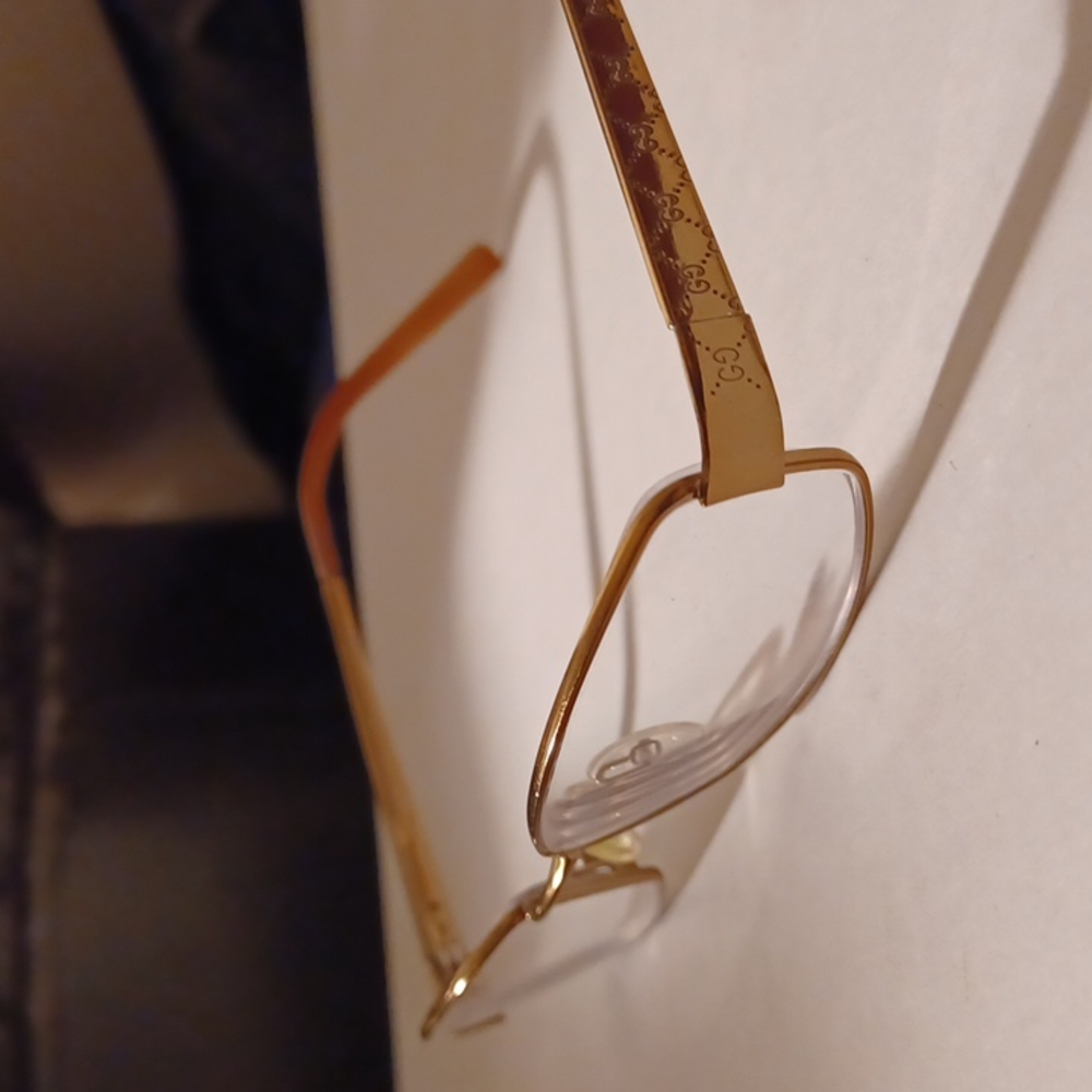 Gucci glasses